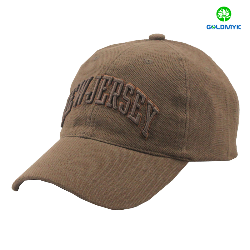 Brown polyester baseball cap with 3D embroidery 3D 刺繍入りブラウン ポリエステル ベースボール キャップ