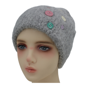 カスタムビーニーニット冬の帽子花の刺繍男性女性冬のニット帽子暖かいだらしないビーニーカフスカルキャップ